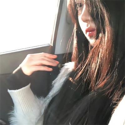 蕾哈娜内衣秀4